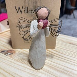 Demdaco Willow Tree Angel with Red Heart